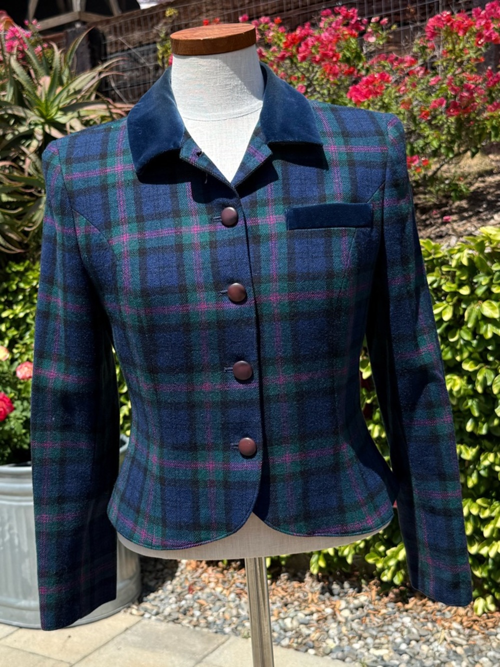 Pendleton 1980s plaid academia jacket
